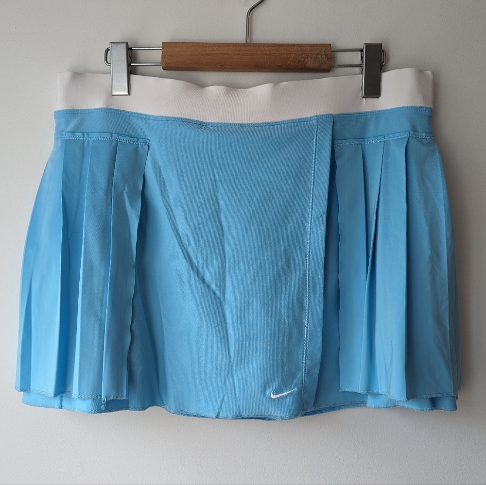 Nike Sport Skort, Size L